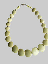 Load image into Gallery viewer, Ivory bead necklace 2