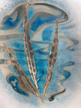 Load image into Gallery viewer, Three pheasant feather cyanolumen
